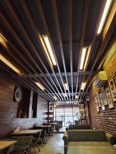 Place photo 6