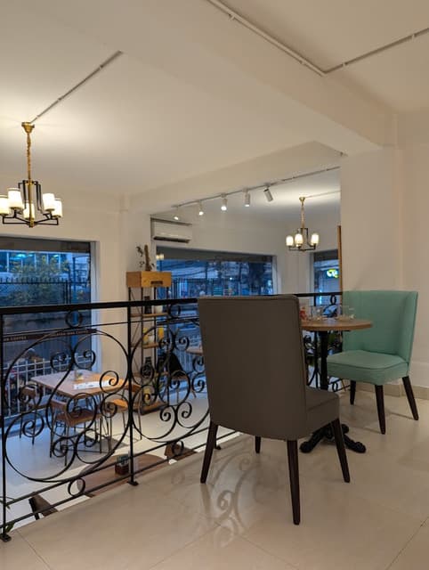 Place photo 6