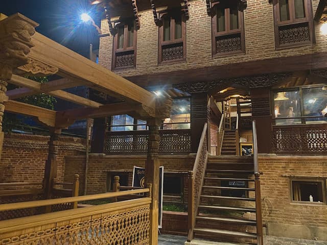 Place photo 4