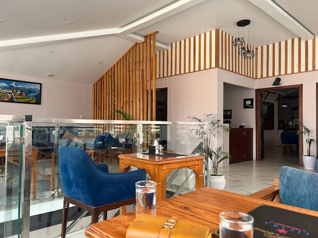 Lisara Restaurant