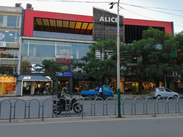 Place photo 1