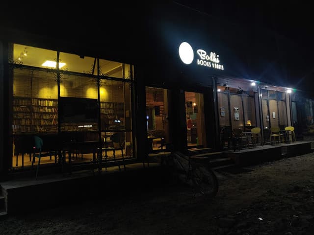 Bodhi Books And Bakes