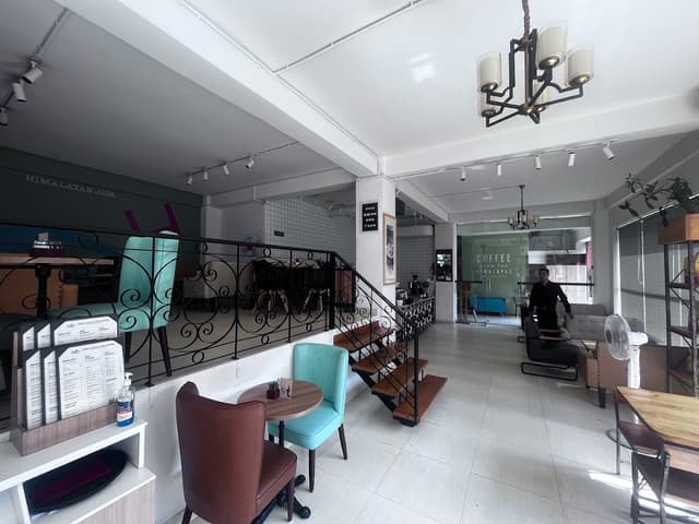 Place photo 4